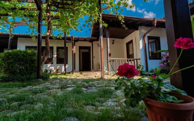 The Zoev House
