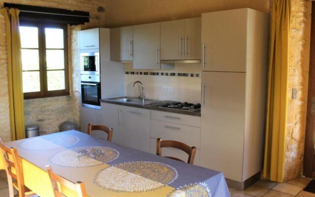 Gîte Salignac-Eyvigues, 4 pièces, 6 personnes - FR-1-616-88