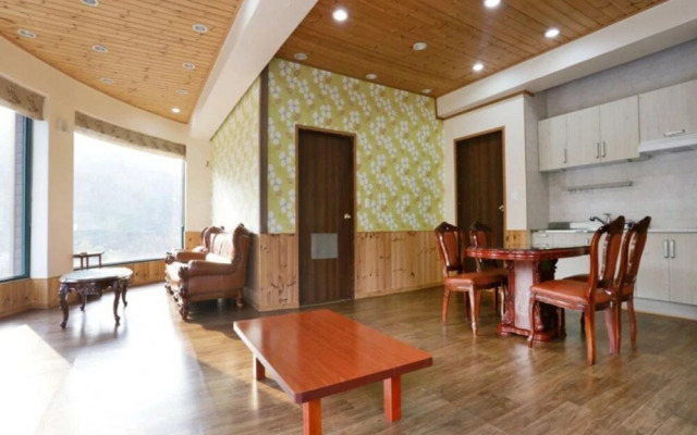 Gapyeong Top Pension