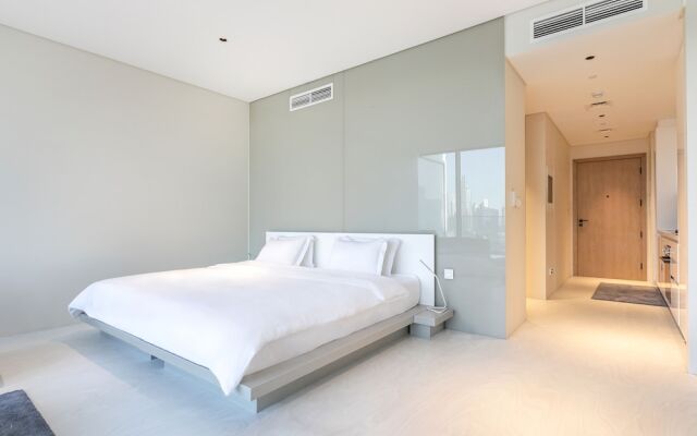 Driven Holiday Homes Marquise Square