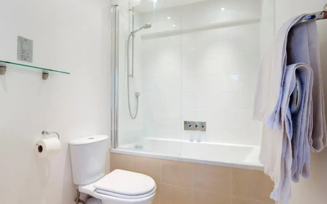 Veeve  Charming 3 Bedroom House Solna Avenue Putney