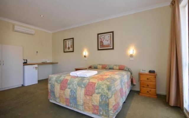 The Tower Hotel Kalgoorlie