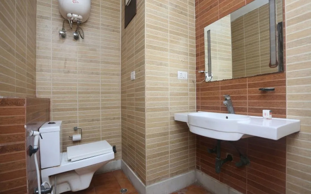 Hotel Palazzo Di Lara By OYO Rooms