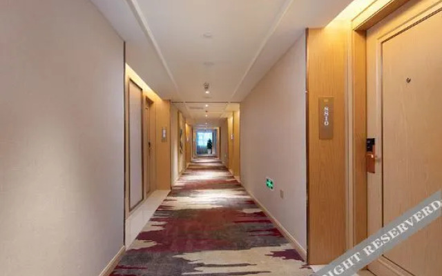 Vienna Hotel (Longhui Bus Terminal)