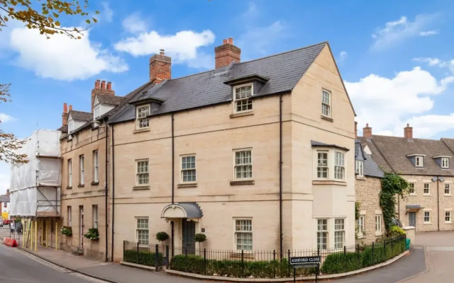 The Woodstock Hideaway - Breathtaking 4bdr House