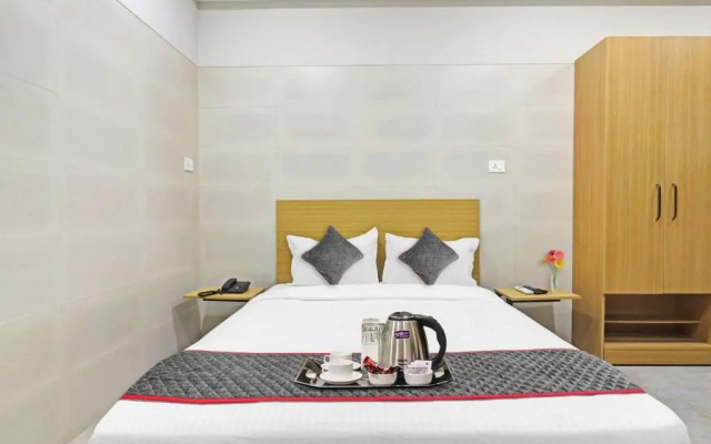 Super Oyo Townhouse 1033 Ameerpet