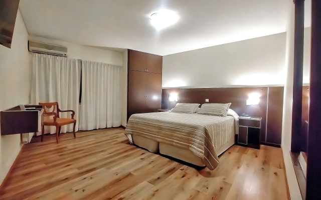 Condor Suites Apart Hotel