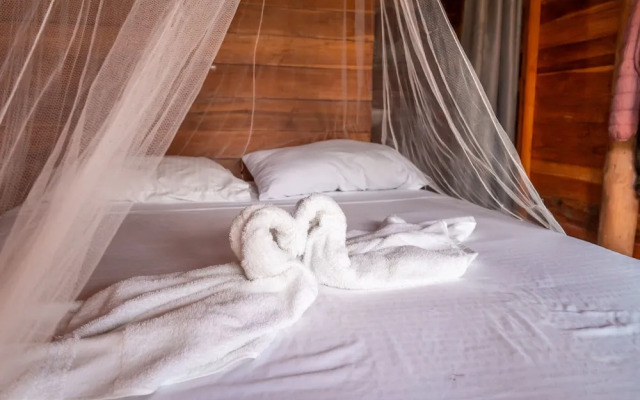 The Mompe Hostal Beach