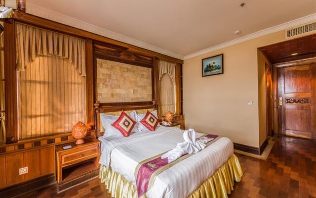 Blue River Hotel