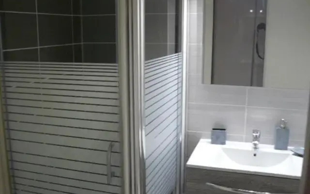 Studio dans résidence privée avec piscine