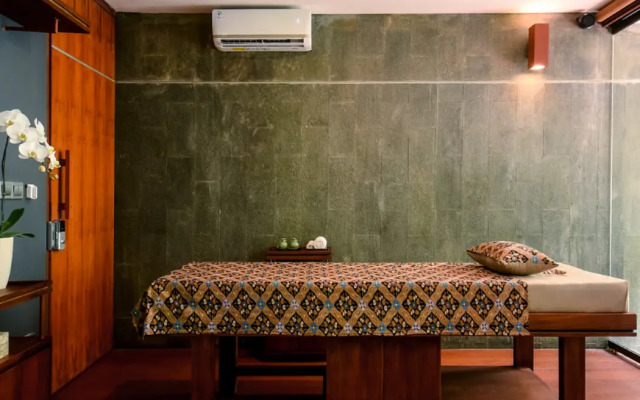 JAPA Suites & Villas