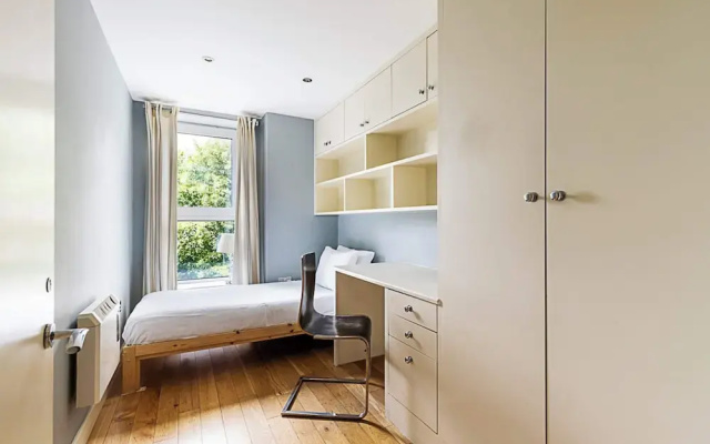 Spacious Modern Flat in Chelsea Harbour