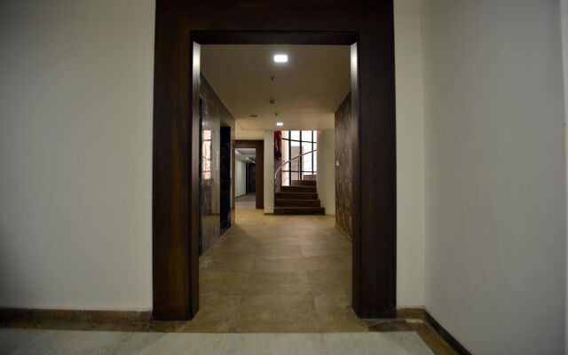 OYO Premium Circuit House Vadodara