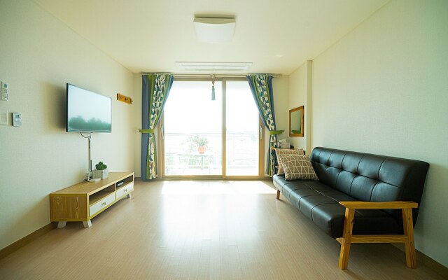 Seogwipo Dorami Pension