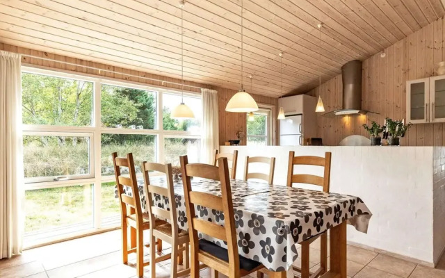 8 Person Holiday Home in Albaek-by Traum