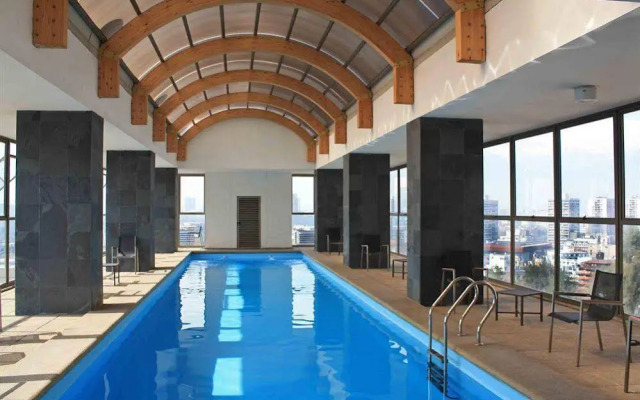 Amistar Apartments