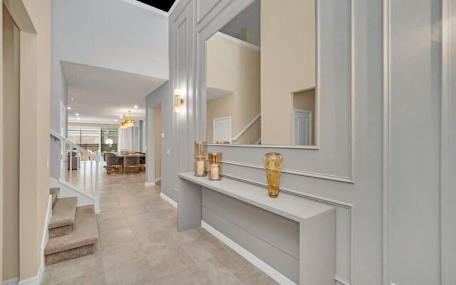 Phillips 8Bed Family Friendly Retreat