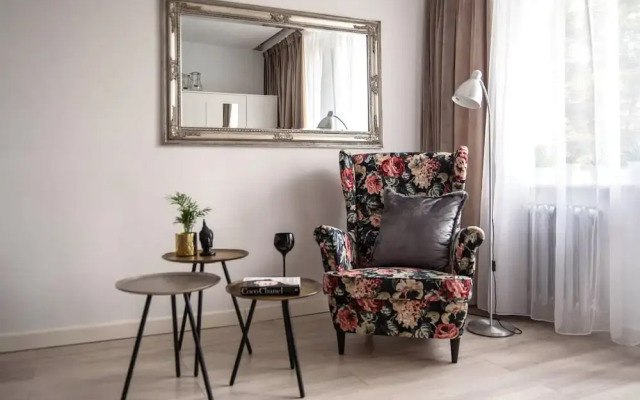 P&O Apartments Corazziego Metro Ratusz