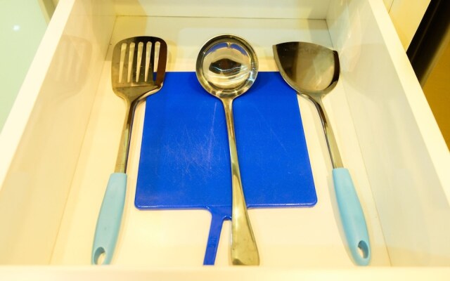 Best Location 2BR Gandaria Height Apartment