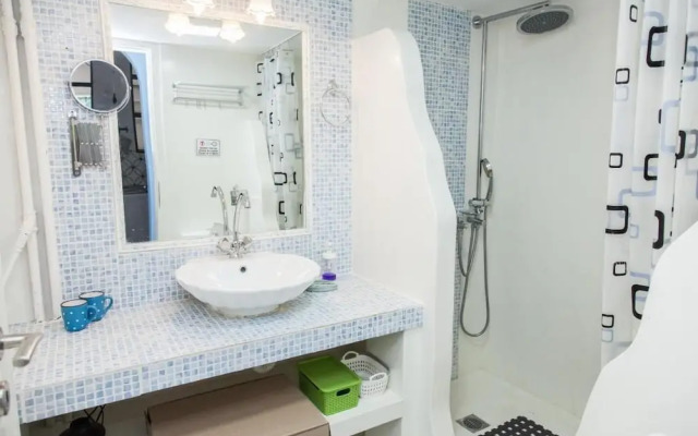 Charming Apartment in Pagkrati-GTD95602