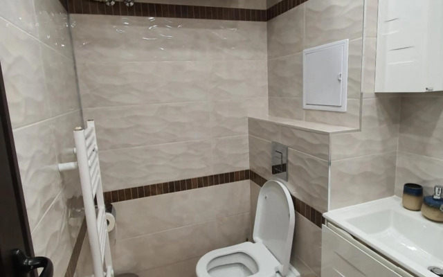 Boutique Apartment with Free Parking