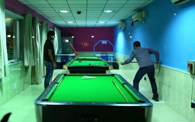 Palette - Hotel Deepali Palace