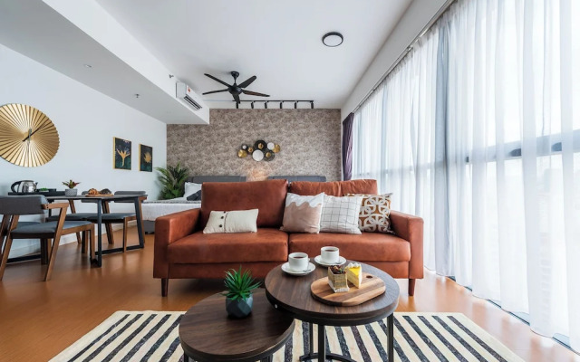 4Pax Studio with Magnificent View PJ SS2