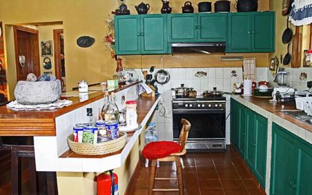 Hostal Saint Mary´s Tababela