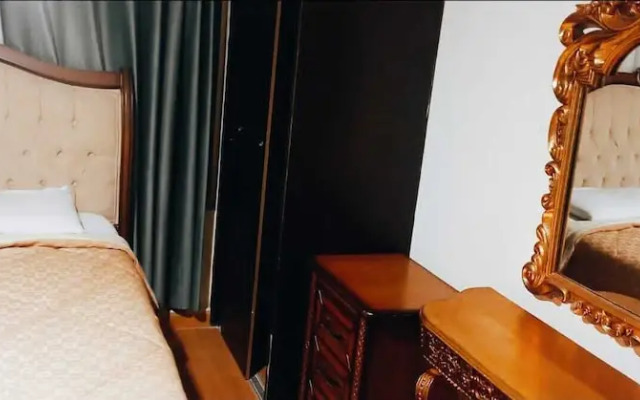 Seleen Hotel Suites