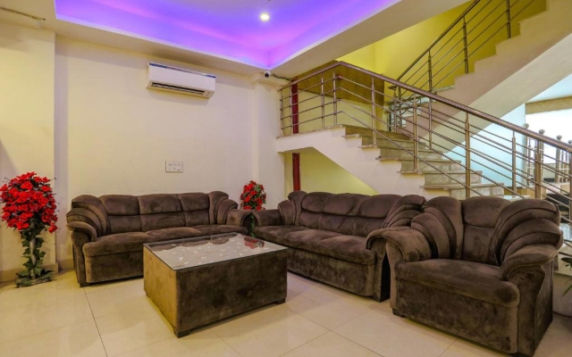 Fabhotel The Kiara