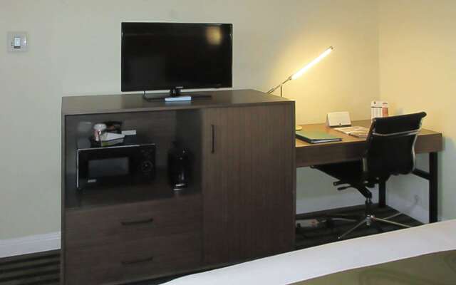 Quality Inn Salinas City Center Area