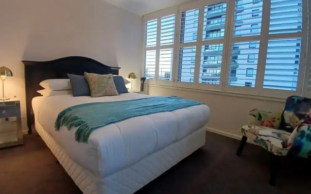 ReadySet Apartments at Southbank Condos