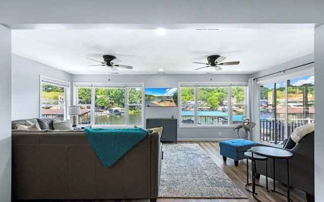 The Lake Shack Waterfront Life