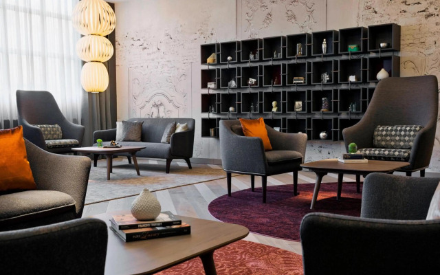 Renaissance®  Vienna Schönbrunn Hotel