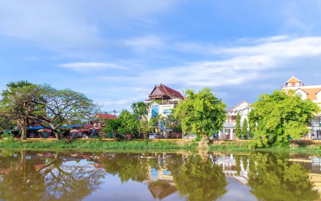 Siem Reap Riverside Hotel
