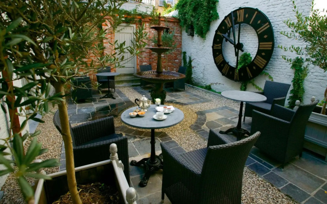 The Pand Hotel
