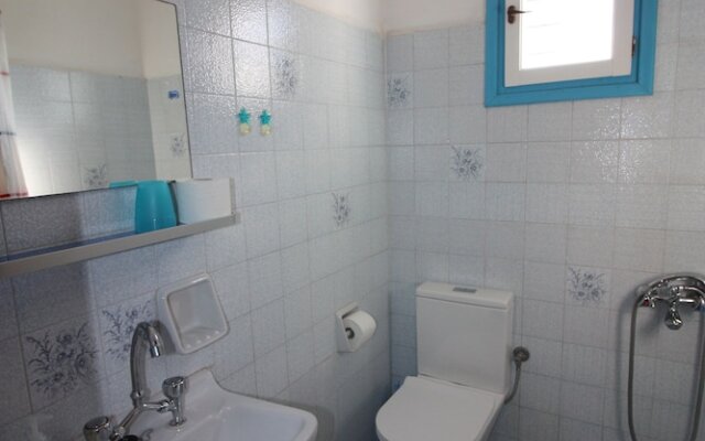 Meltemi Studios and Apartments