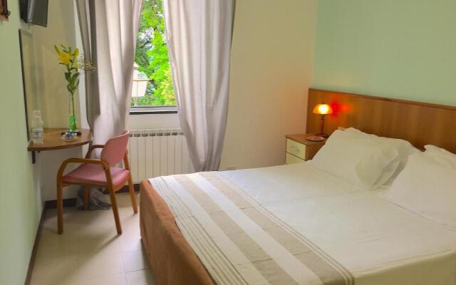 Hotel Ristorante Montallegro