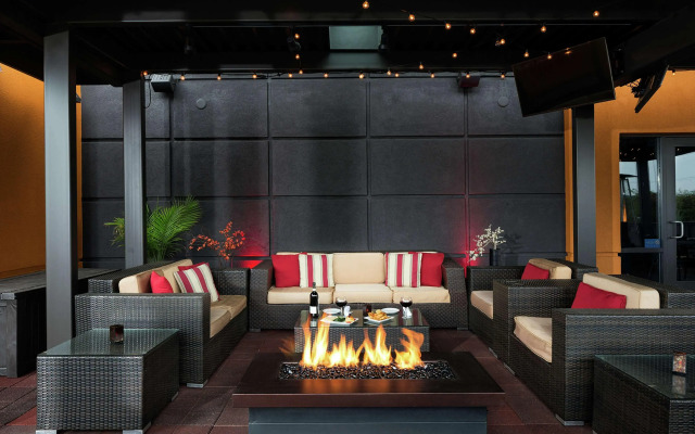 DoubleTree by Hilton Roseville Minneapolis