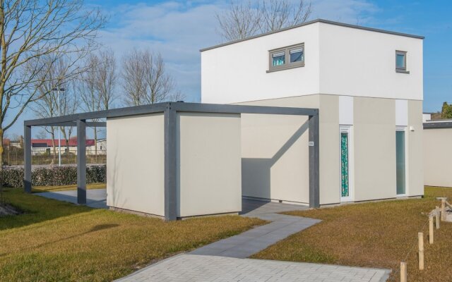 Modern Bungalow With two Bathrooms, Near the Beach