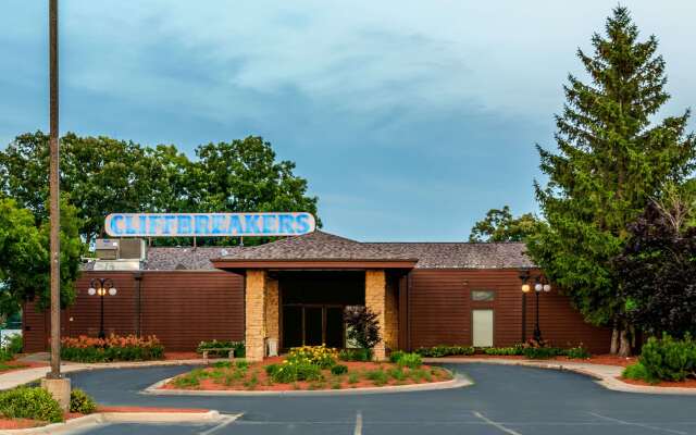 The Riverview Inn & Suites, an Ascend Hotel Collection Member