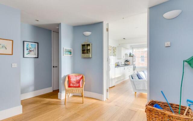 Apt 3, 26 Broad Street