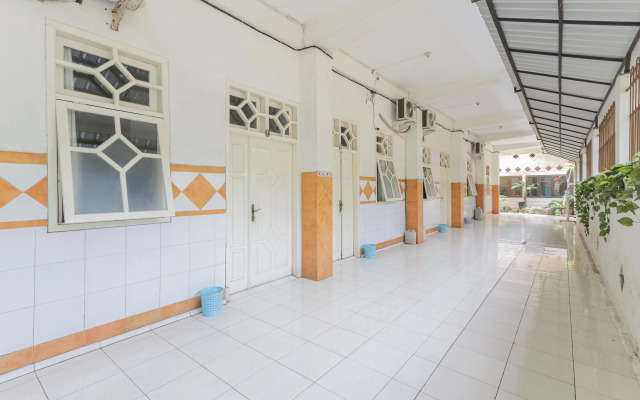 Reddoorz Syariah Mojosari