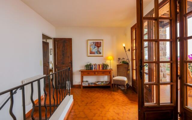 Villa Theoule VI2003 by Riviera Holiday Homes