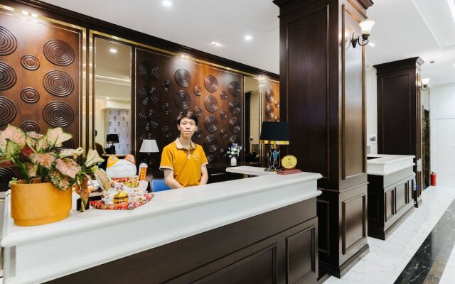 Ivy Luxury Hotel & Apartment