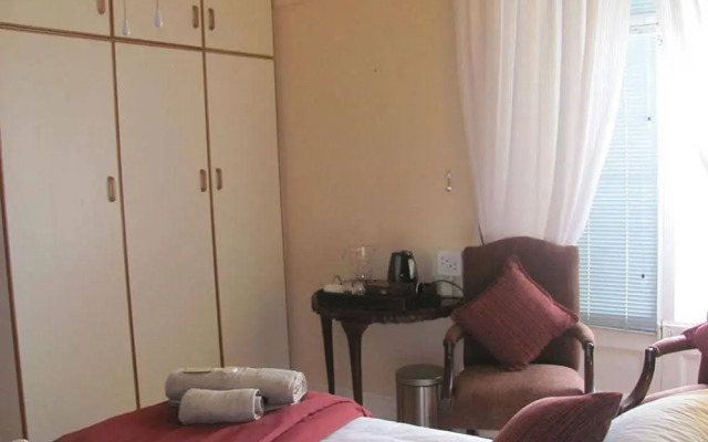 Stellar Dust Guest House