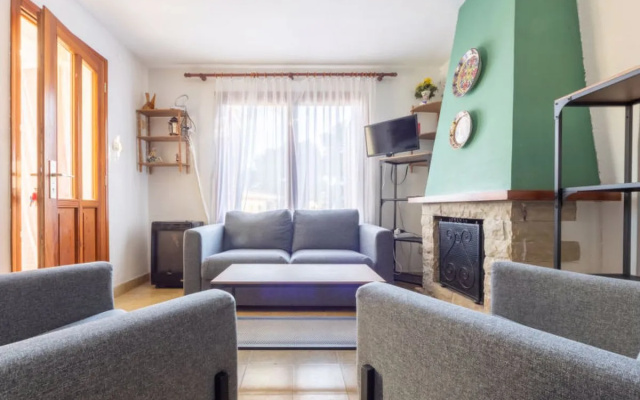 House Laurel Verditz