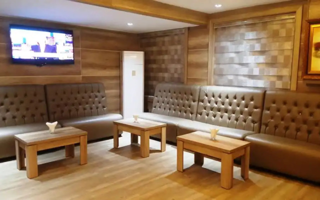 Royal Continental Hotels and Apartment