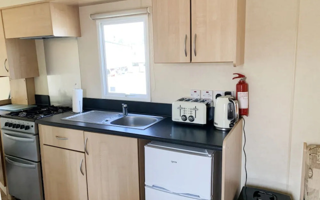 Beautiful 3-bedroom Caravan at Mersea Island