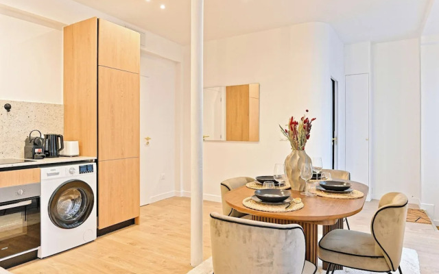 Superb Air-conditioned Flat Galeries Lafayette